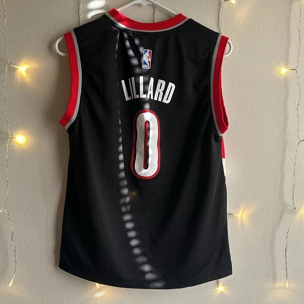 Portland Trail Blazers Damian Lillard Jersey​ - Picture 2 of 2
